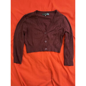 FIT APPAREL Cropped Cardigan in Burgundy (MEDIUM)
